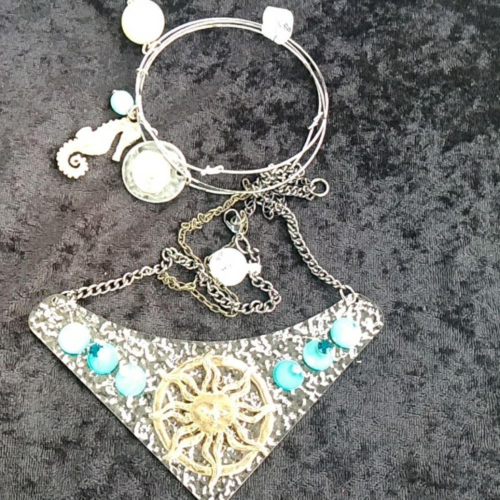 Jewelry lot 2pcs
